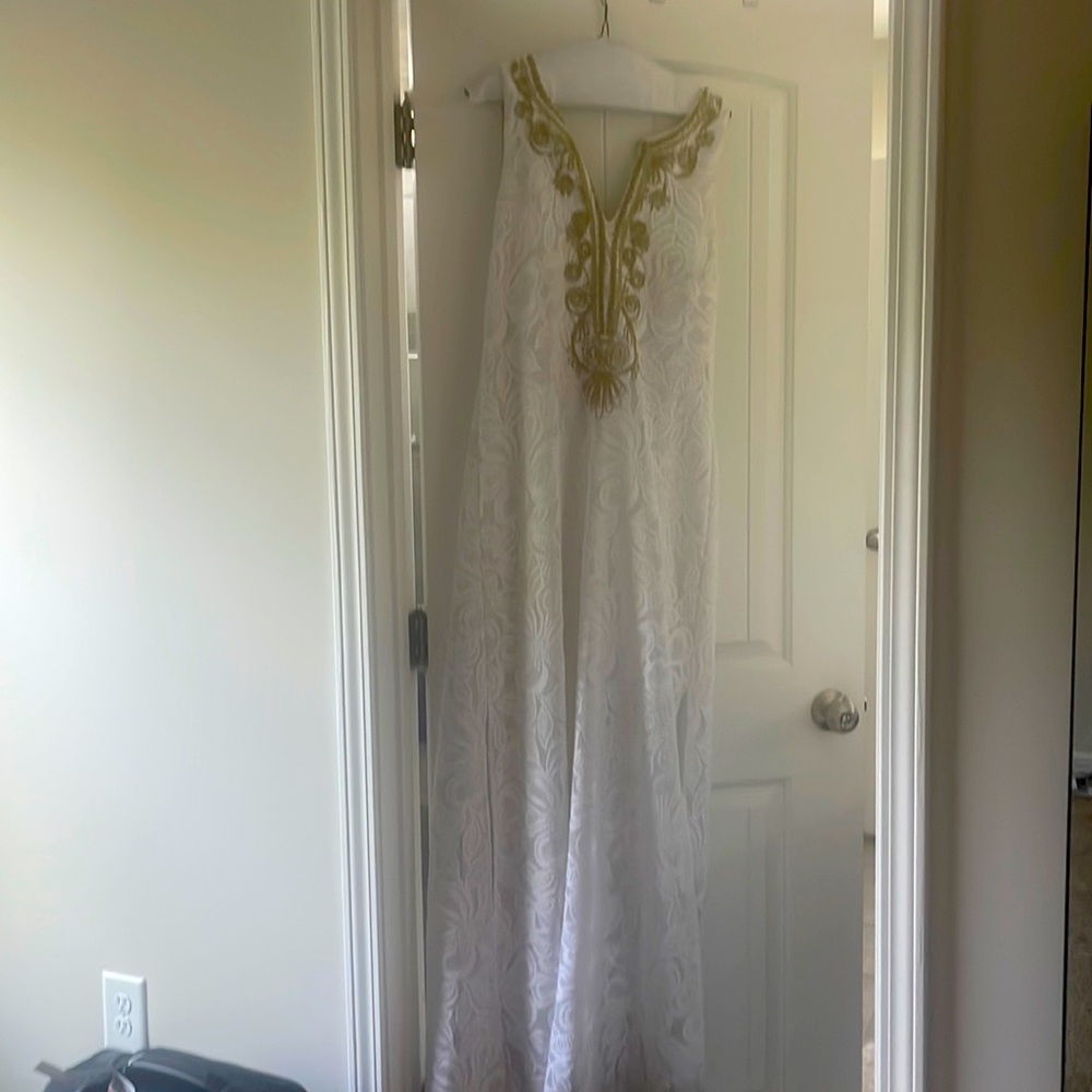 Lily Pulitzer maxi white. Worn once. Size 6